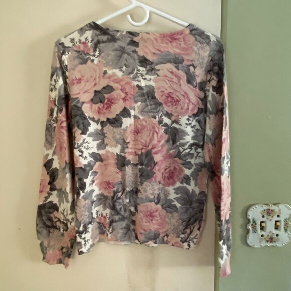Talbots Floral Cardigan - Picture 6 of 7